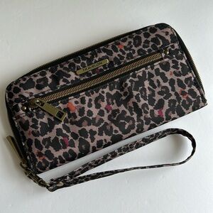 Travelon Leopard Print Wallet Wristlet